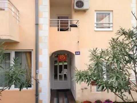 Sun Hostel Budva - Photo 2