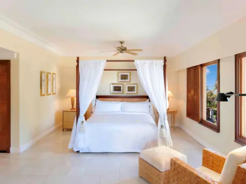 Hilton Mauritius Resort & Spa - Photo 3