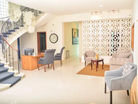 Alborata Hotel Boutique - Photo 2