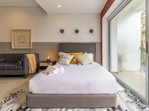 Alure by Kukun - Photo 2