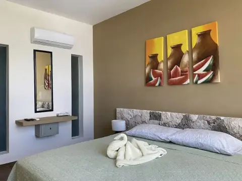 Aura Studios - Photo 2