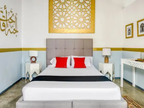 Capital O Hotel Riad Querétaro - Photo 4