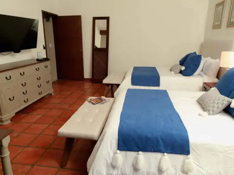 Casa Angeles - Photo 4