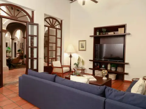 Casa Angeles - Photo 2