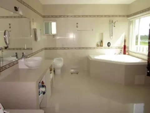 Condo Eve - Photo 4