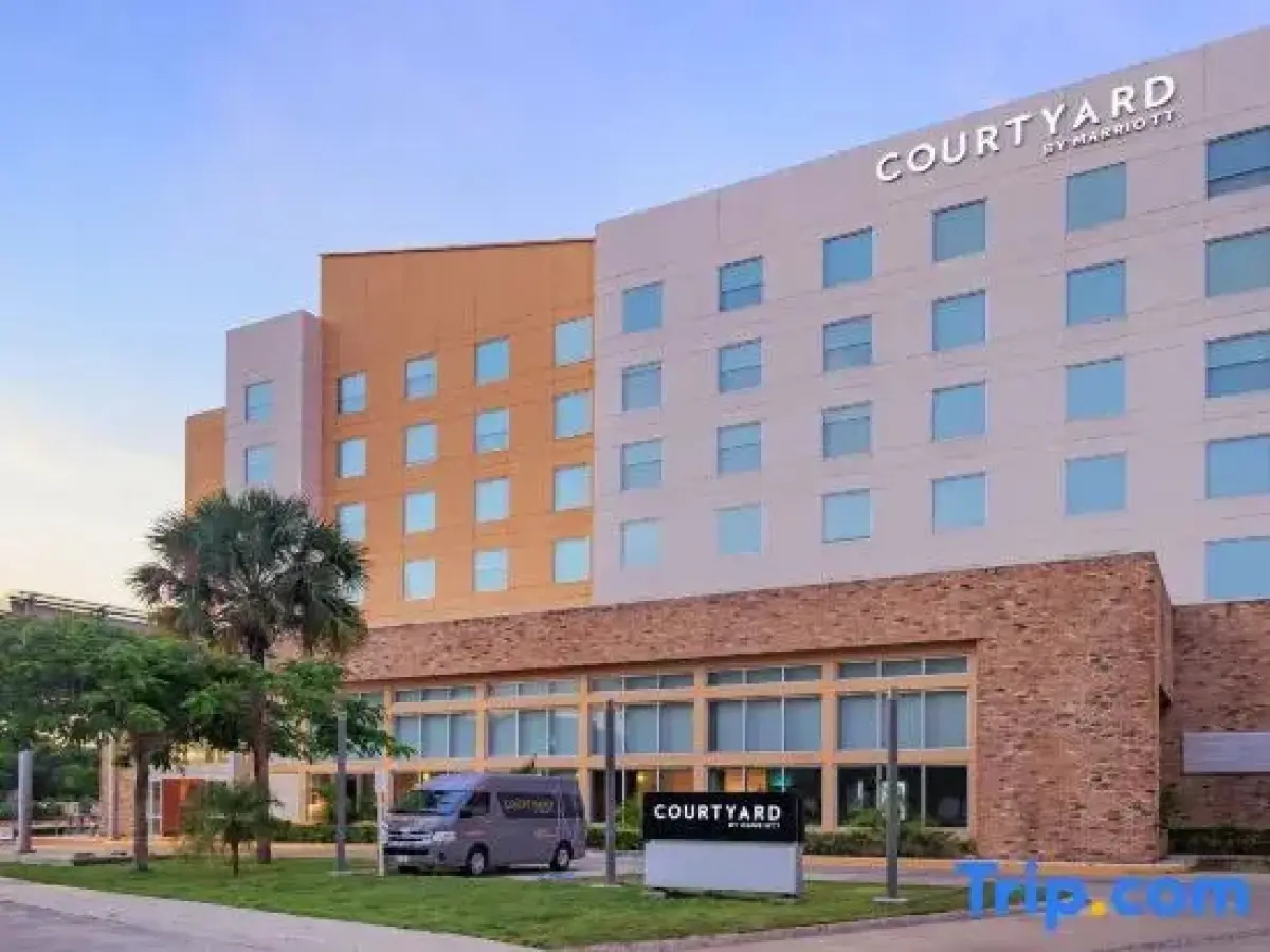 Courtyard Ciudad del Carmen Campeche