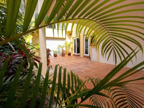 Deep Blue Condo 101 by Skyrun - Photo 3