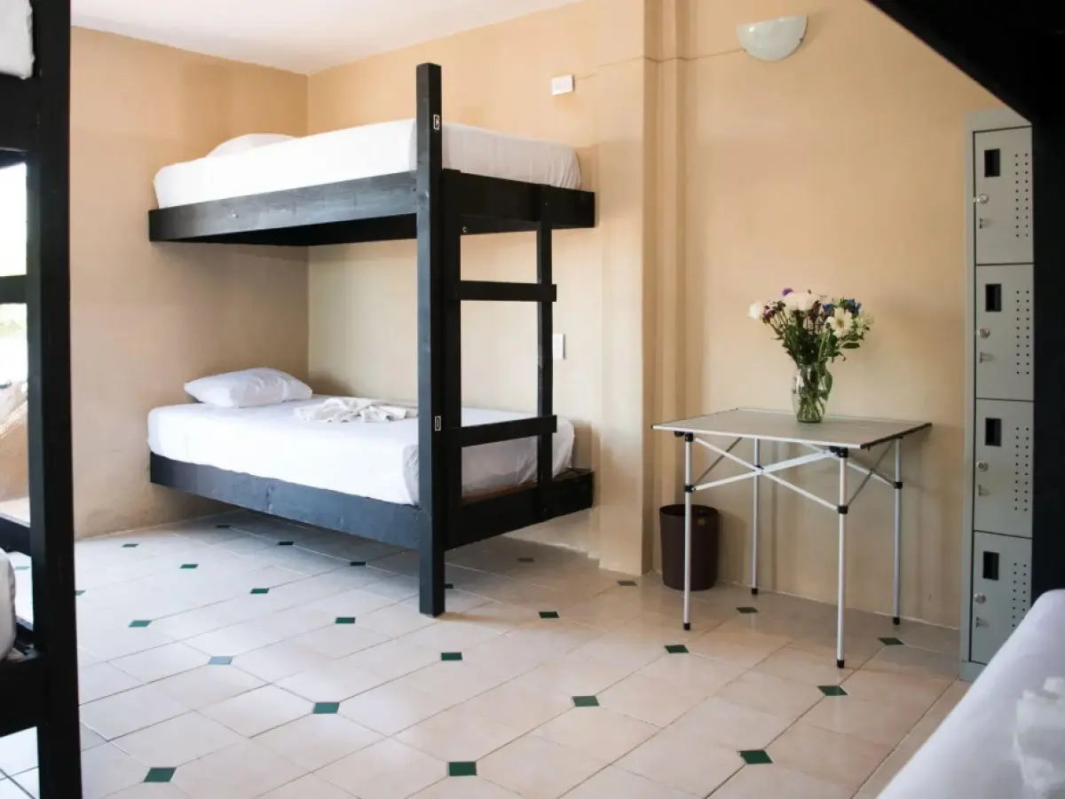 Deja Hostel Suites