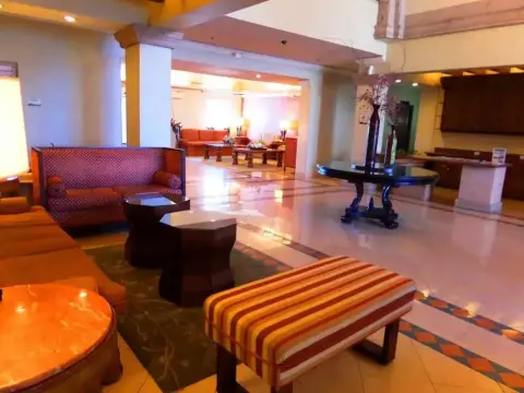 DoubleTree Suites by Hilton Saltillo - Photo 2