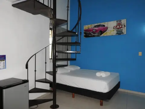 Easy Hotel - Photo 4