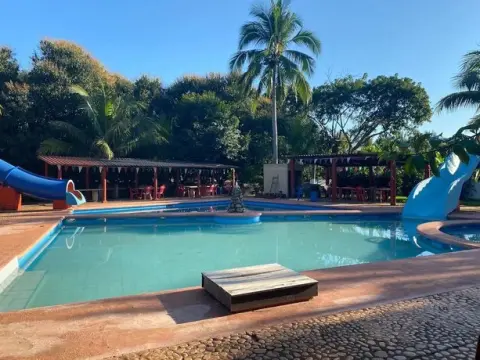 El Capomo - Photo 4