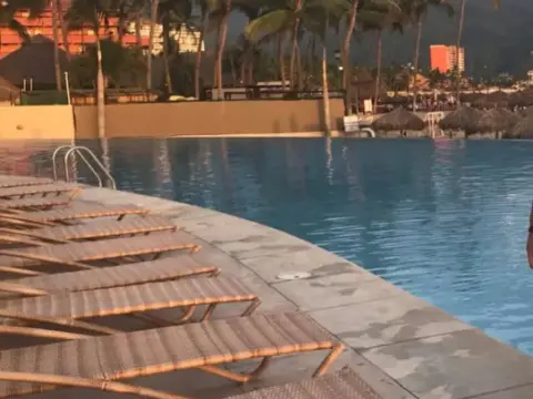 Encantador Departamento con Vista al Mar - Photo 3