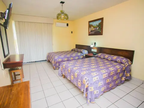 Estancia San Carlos Guayabitos - Photo 3