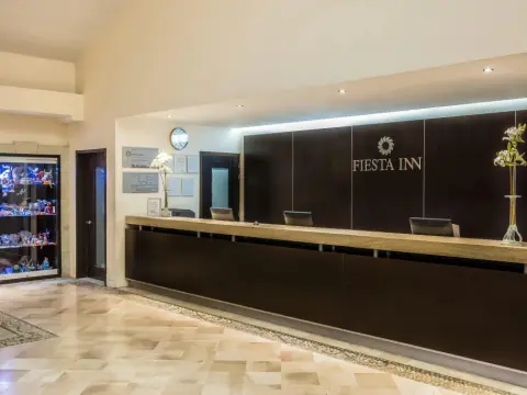 Fiesta Inn Oaxaca - Photo 2