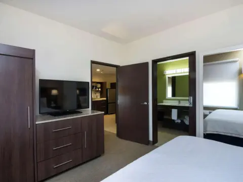 Homewood Suites by Hilton Queretaro, Mexico - Photo 2