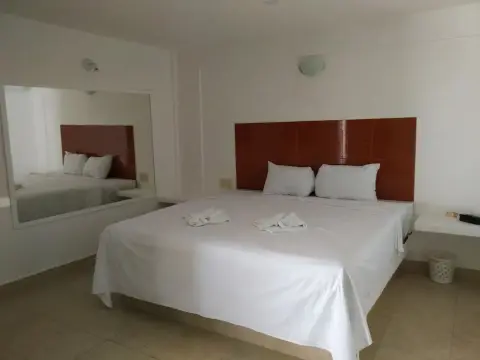 Hotel Alburquerque - Foto 2