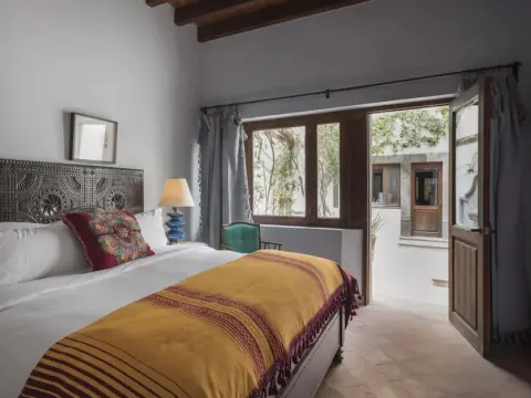 Hotel Amparo - Photo 2