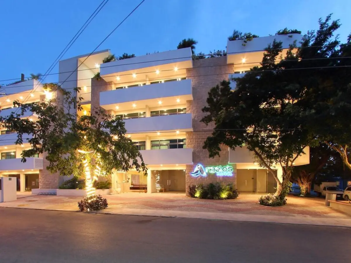 Hotel Angelo's