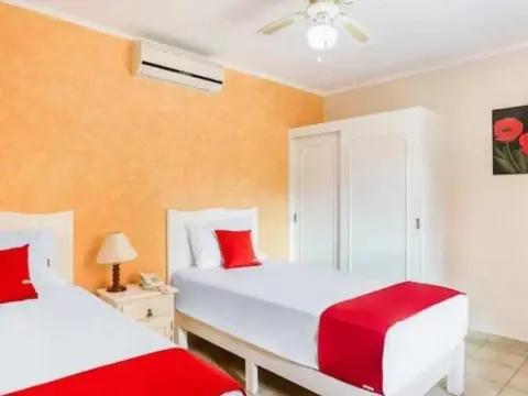 Hotel Anturio Express - Photo 2