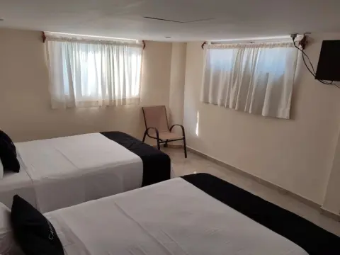 Hotel Ashly Loma Larga - Photo 2