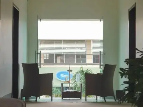 Hotel Avenida - Photo 4