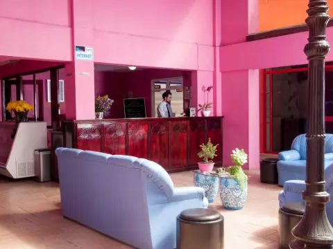 Hotel Azulejos - Photo 2