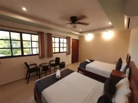 Hotel Beach Don Gonzalo - Photo 4