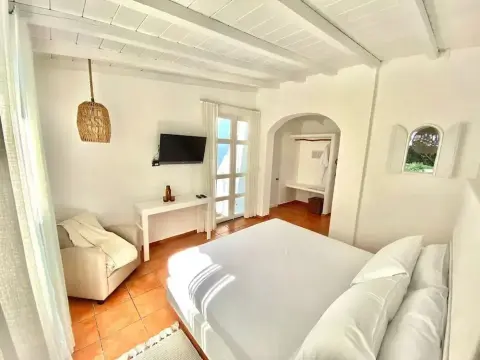 Hotel Cala Blanca - Photo 3