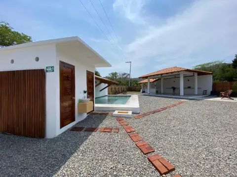 Hotel Casa Victoria - Photo 4