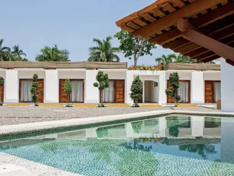 Hotel Casa Victoria - Photo 2