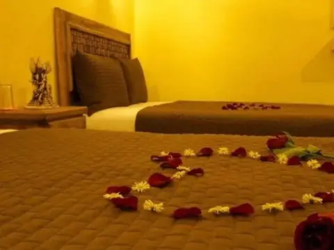 Hotel Casa Yucatan - Photo 1