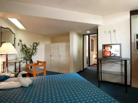 Hotel Central Parador - Photo 4