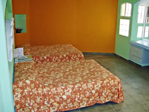 Hotel & Club Aladino`s - Photo 2
