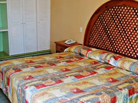 Hotel & Club Aladino`s - Photo 4