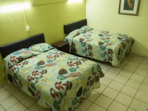 Hotel Esperanza - Photo 2