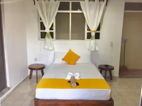 Hotel Flor - Photo 1