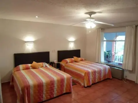 Hotel Fortin de las Flores - Photo 2