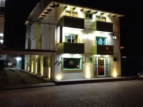 Hotel Gol Inn - Photo 1