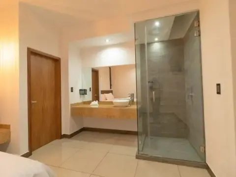 Hotel Hell Blue - Photo 3