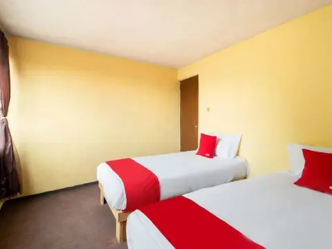 Hotel JL Candy - Photo 3
