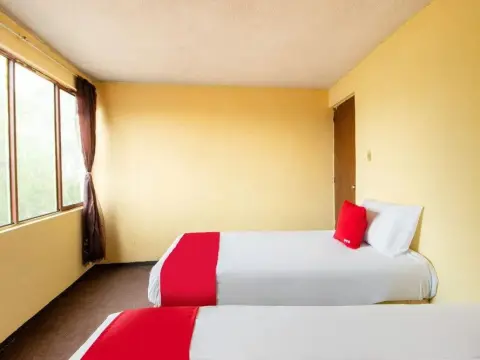 Hotel JL Candy - Photo 4