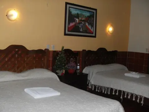 Hotel La Casona - Photo 3