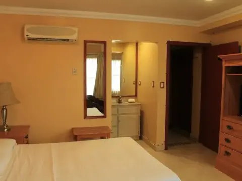 Hotel Los Coloniales de Reynosa - Photo 4