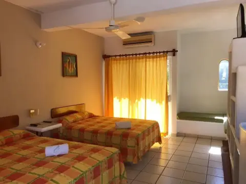 Hotel Maro - Photo 4