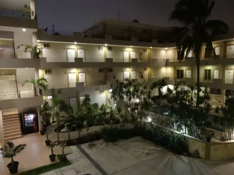 Hotel Mediterraneo - Photo 1