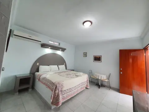 Hotel Miramar - Photo 3