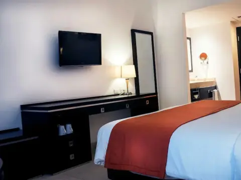 Hotel Oliba - Photo 3