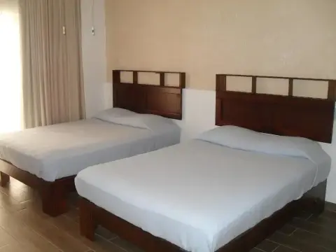 Hotel Playa del Rey - Photo 2