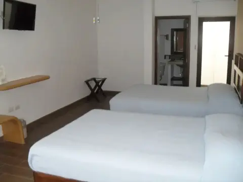 Hotel Playa del Rey - Photo 4