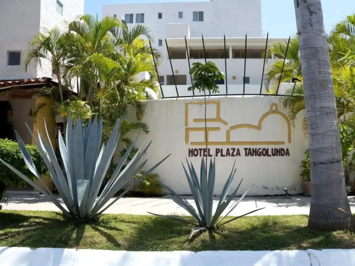 Hotel Plaza Tangolunda